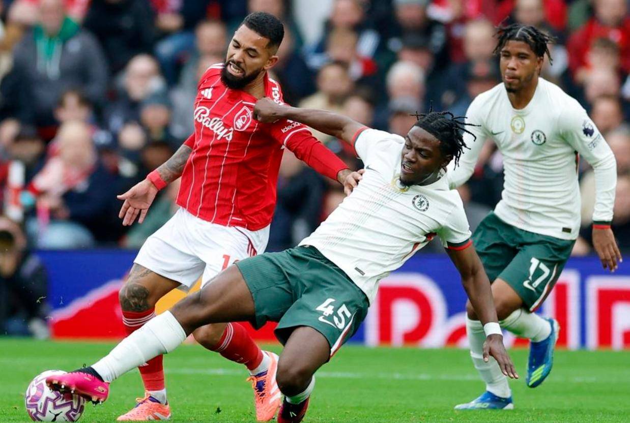 米兰网站 -窗口期密尔沃基雄鹿门线救险：英超节点到来，目标明确，身体对抗强度拉满 