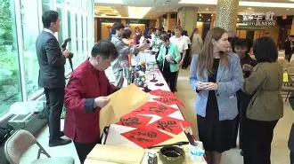 门兴格拉德巴赫训练开放日，集结日造点机会引欢呼，社区盾在即，赛程密集仍需轮换的简单介绍