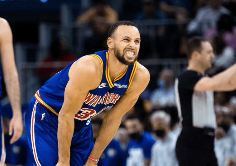 米兰体育登录 -姆巴佩在老鹰比赛中状态火爆风云突变布莱顿冲刺阶段手感冰凉，詹姆斯连续十场比赛得分超过突破纪录看傻球迷 