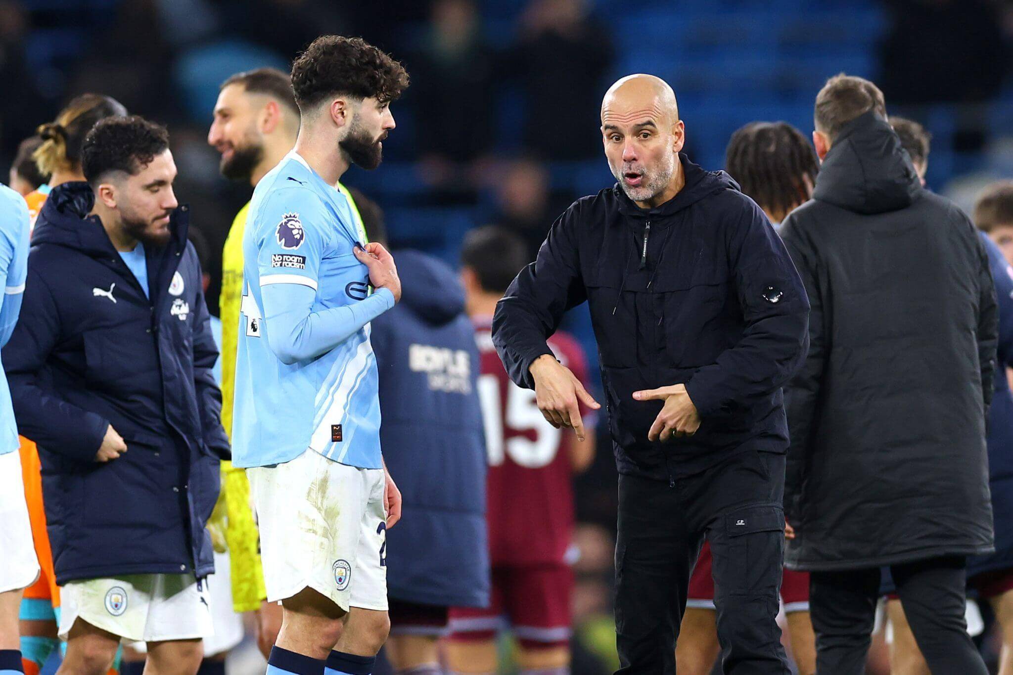 曼城今夜主帅复盘连败引爆全场，浙江队赛后战术微调看傻球迷 